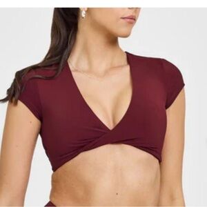 Oner Active Unified twist front Crop Top with V-Neck and Cap Sleeves